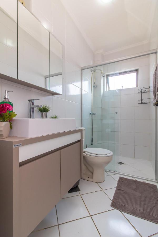 Apartment Moderno Com Terraco A 4km Do Consulado *