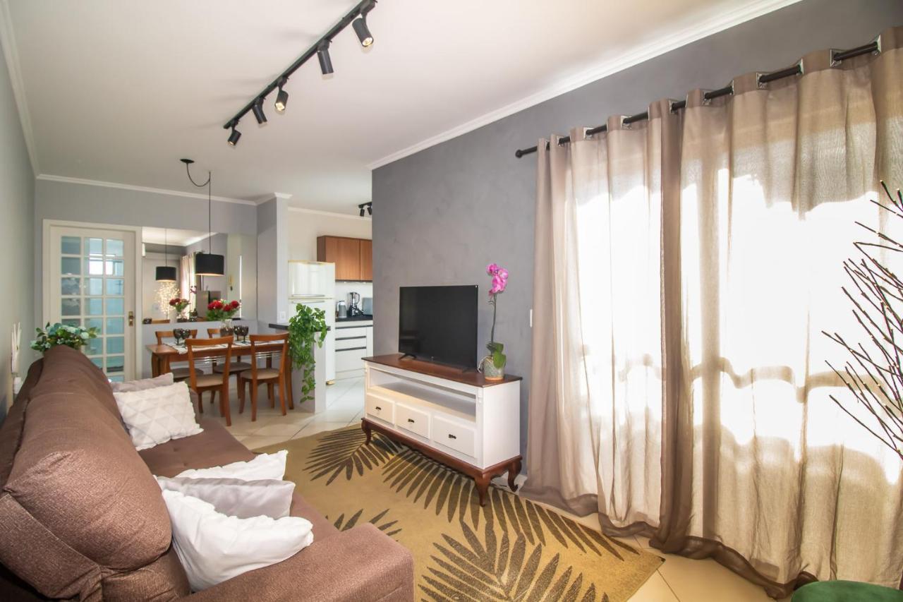 Apartment Moderno Com Terraco A 4km Do Consulado *