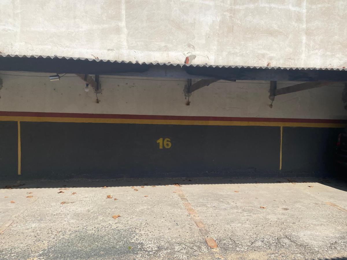 Moderno Com Terraco A 4km Do Consulado Porto Alegre